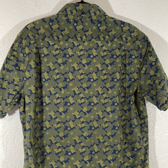 7 DIAMONDS Green Camo Camoflauge Front Button Short Sleeve Shirt Size XL - Picture 5 of 10